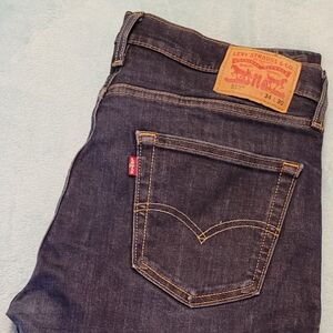 Levi's 512 Slim Taper Fit Jeans. EUC 34x30